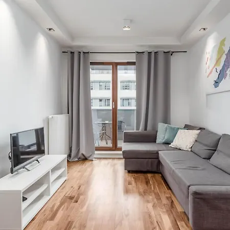 Chill Airport Apartment Warsaw