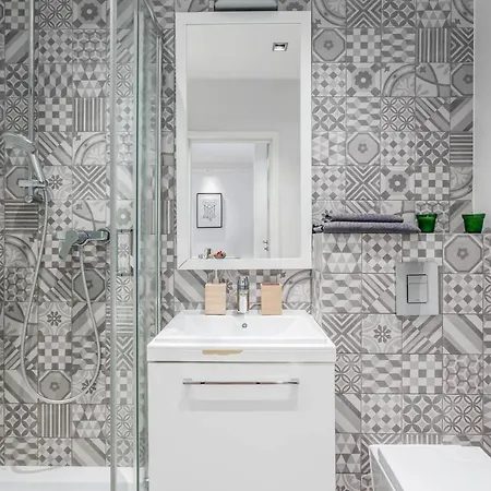 Chill Airport ワルシャワ