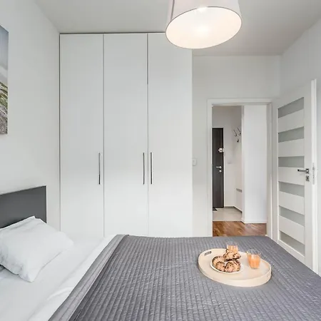 Apartament Chill Airport *